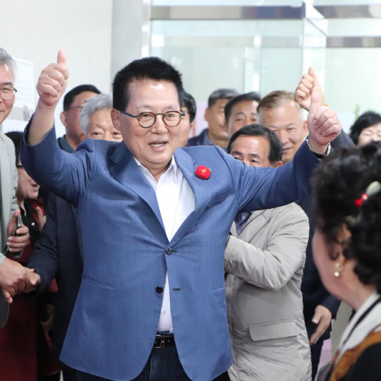 박지원 더불어민주당 전남 해남완도진도 당선인<박지원 당선인 페이스북>